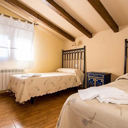 El Lenador II Guest House Hoyos del Espino Bagian luar foto